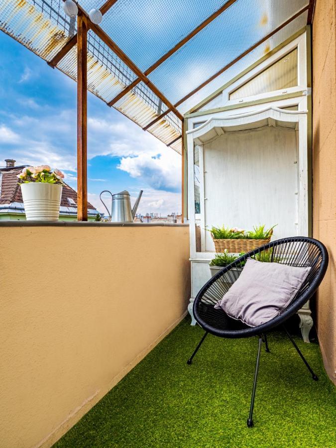The Birdcage Appartement Boedapest Buitenkant foto
